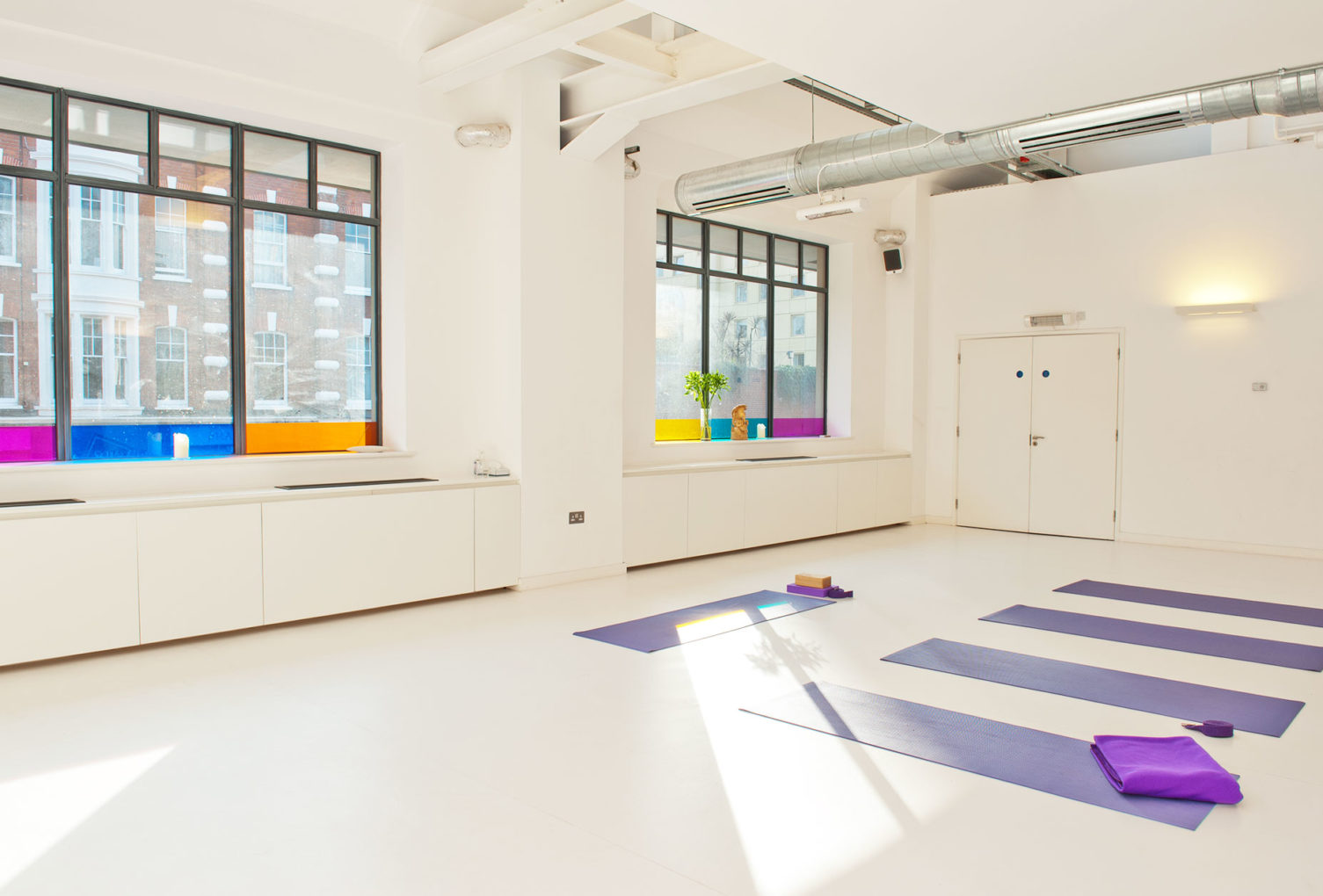 The Best Yoga Classes In London - The Nudge London